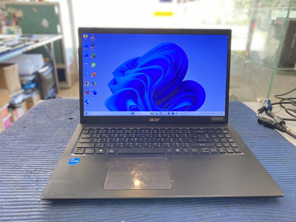 ร้านซ่อมคอมขอนแก่น งานซ่อมเยอะ ลูกค้าไว้วางใจ ลงวินโดว์ใหม่รอรับได้เลย