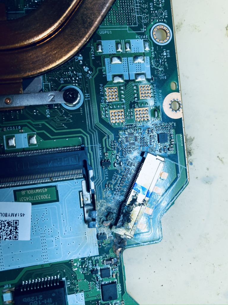 ซ่อมเมนบอร์ดโน๊ตบุ๊คขอนแก่น โน๊ตบุ๊ค Acer น้ำหกใส่ เปิดไม่ติด